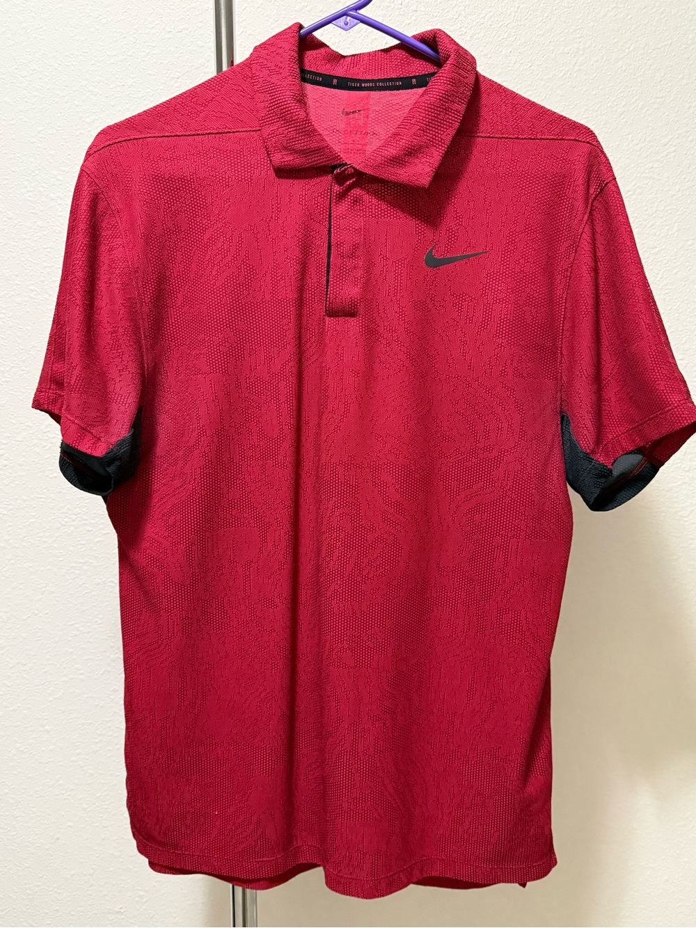 Nike Men’s Red Tiger Woods 25 Dri-FIT Polo Shirt